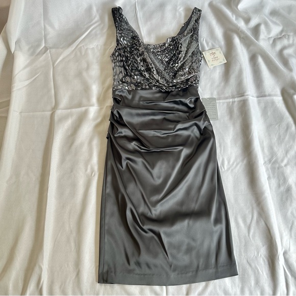 Suzi Chin Maggy Boutique Burnout Bodice Stretch Satin Sheath Dress NWT - Picture 1 of 9